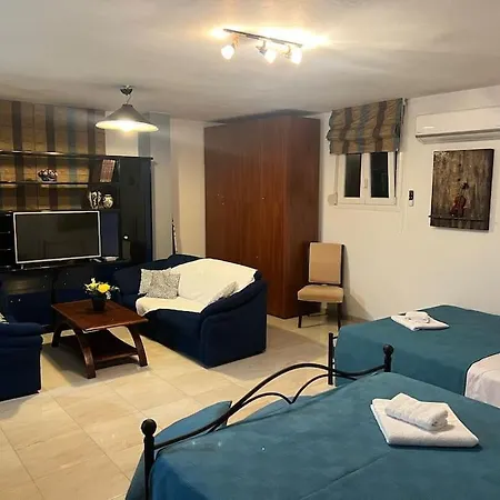 Apartment 50m From Beach! *