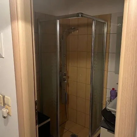 50m From Beach! شقة